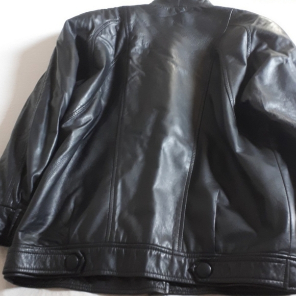 Vintage Danier Black Leather Jacket - Picture 3 of 7